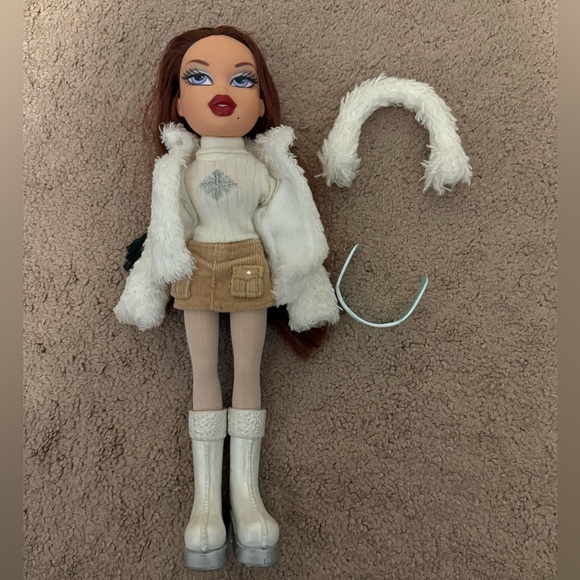 Bratz Winter Girlz Roxxi
